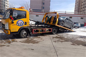 怀安救援拖车费用怎么算